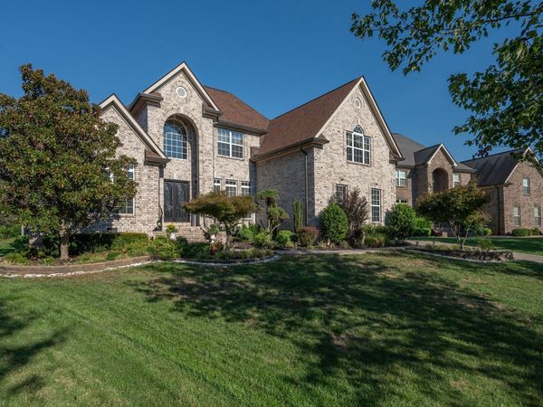 3356 Clovercroft Dr, Murfreesboro, TN 37130