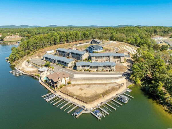 620 GRAND POINT, Unit 20-A, Hot Springs, AR 71901