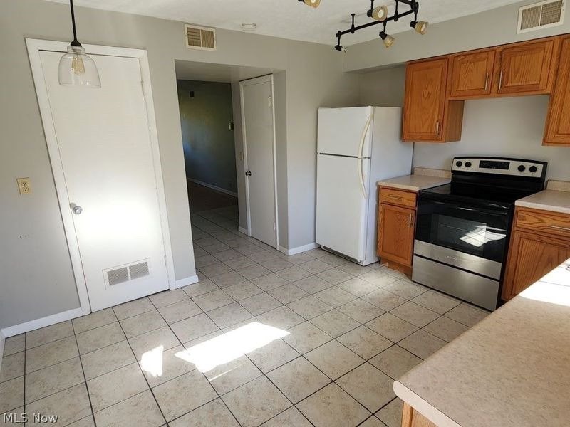 7730 Ravenna Road, Unit 4, Hudson, OH 44236 Photo 8