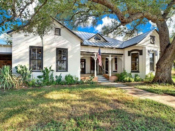 7150 CR 429, Dhanis, TX 78850