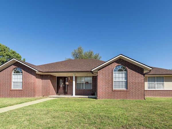 604 Aspen Place , Prairie Grove, AR 72753