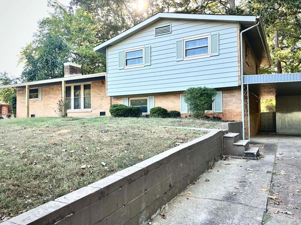 2237 Randolph St, Florence, AL 35630