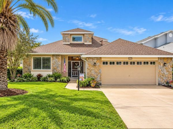3210 SARATOGA DRIVE , TAVARES, FL 32778