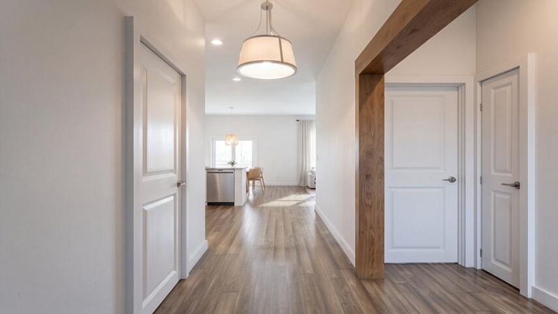 1013 Mountaintop Way Photo 6