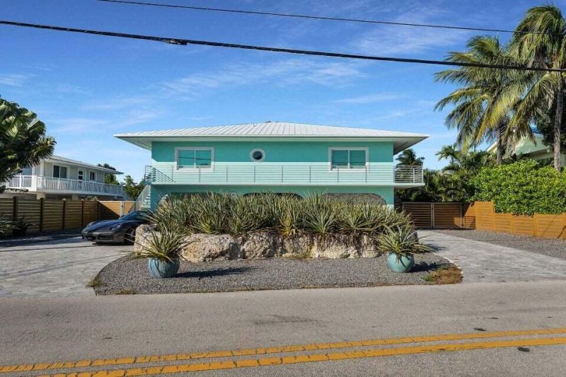 232 W Seaview Drive, Duck Key, FL 33050 Photo