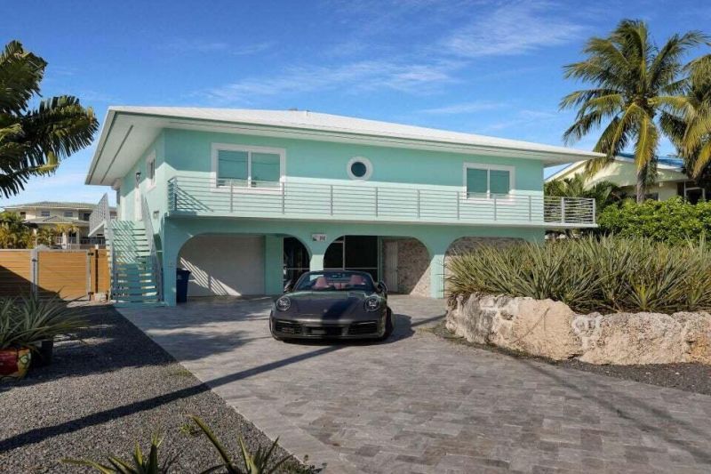 232 W Seaview Drive, Duck Key, FL 33050 Photo