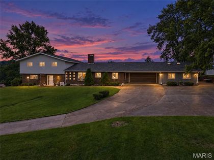 322 W 12th Street  Hermann, MO 65041