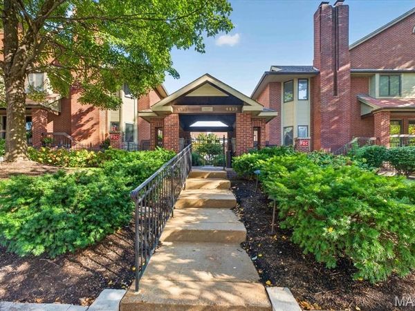 4453 West Pine Boulevard, Unit 1, St Louis, MO 63108
