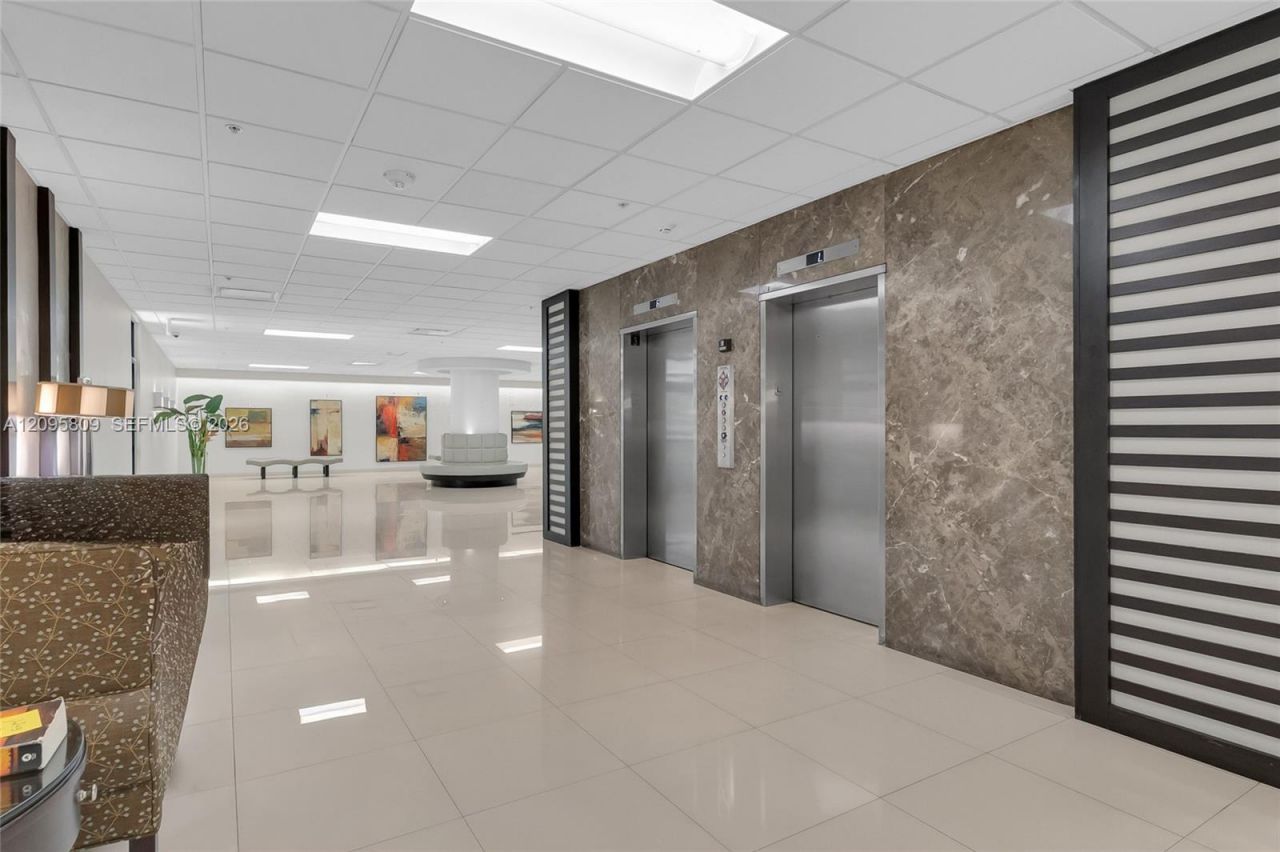 1623 Collins Ave, Unit 812, Miami Beach, FL 33139 Photo