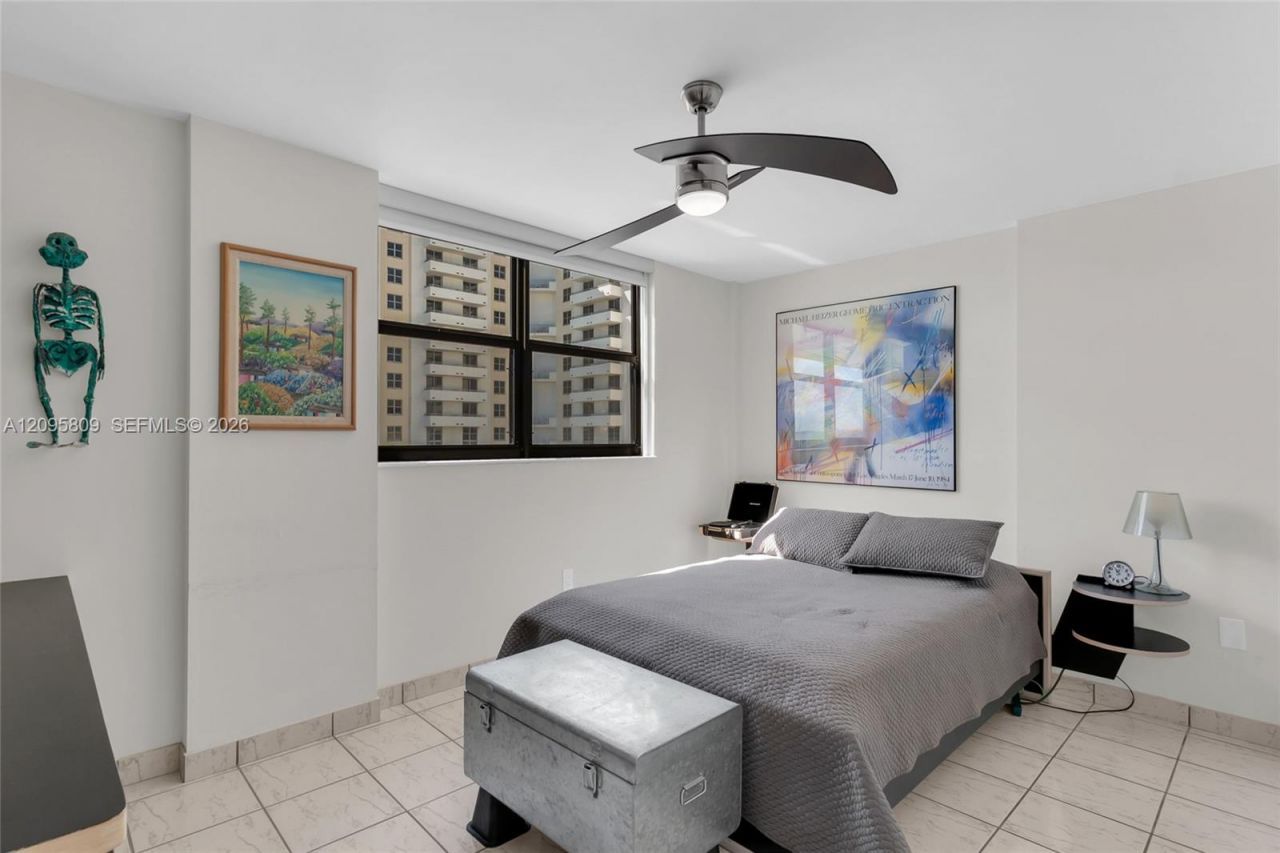 1623 Collins Ave, Unit 812, Miami Beach, FL 33139 Photo