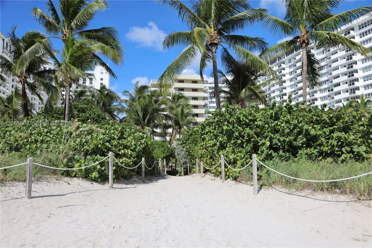 1623 Collins Ave, Unit 812, Miami Beach, FL 33139 Photo