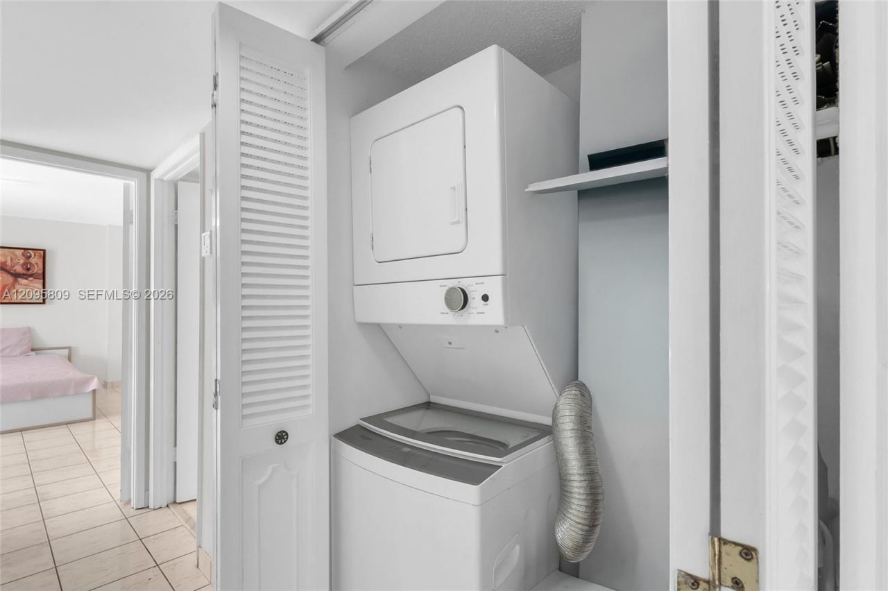 1623 Collins Ave, Unit 812, Miami Beach, FL 33139 Photo