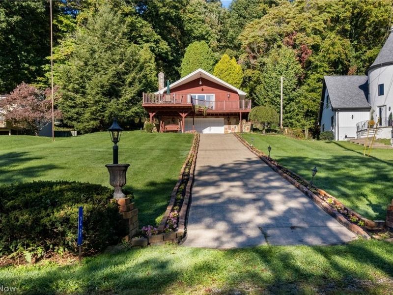 29 W Mohawk Drive, Malvern, OH 44644 Photo 2
