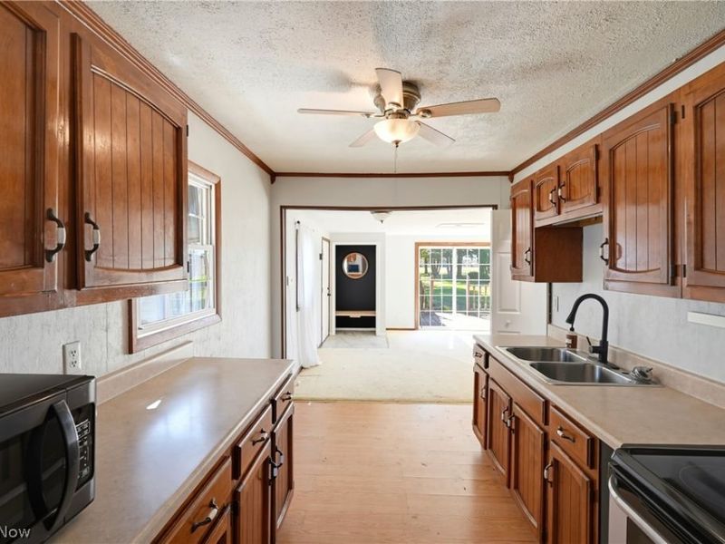 209 W Main Street, New London, OH 44851 Photo 14