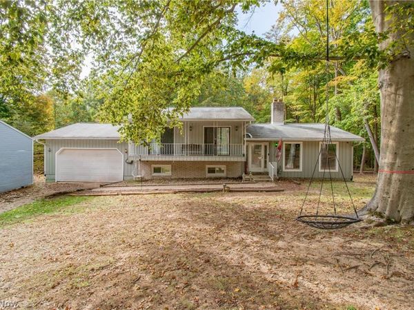320 Hanna Drive, Tallmadge, OH 44278