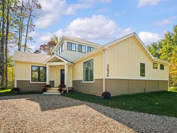5634 Hidden Pond Lane, Sawyer, MI 49125