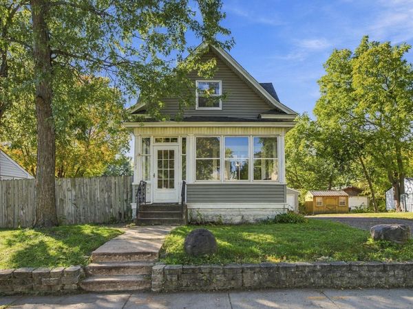 1144 Cook Avenue E, Saint Paul, MN 55106