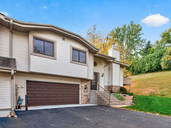 4303 Clemson Circle, Unit B, Eagan, MN 55122