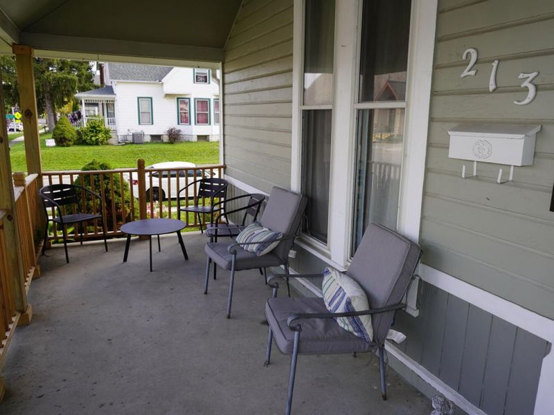 213 E Pearl Street, Wapakoneta, OH 45895 Photo 3