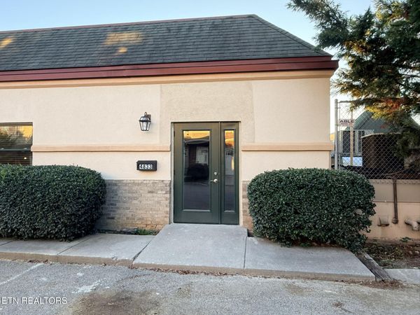 4833 Fountain View Way, Knoxville, TN 37918