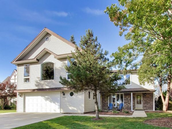 1000 E Ardyce Lane , Mount Prospect, IL 60056
