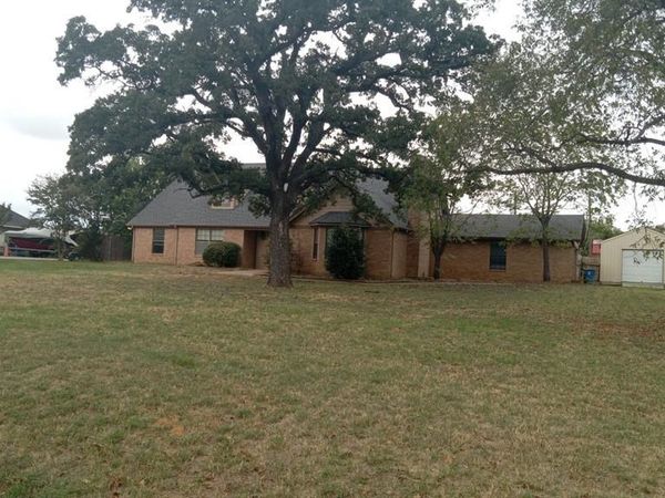 2727 N Hill Terrace, Keene, TX 76031