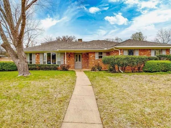 2426 Nottingham Place, Grand Prairie, TX 75050