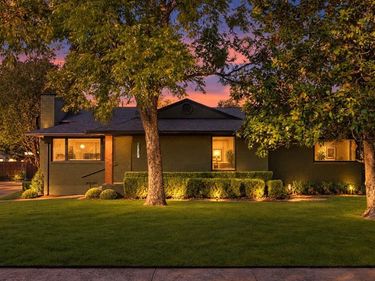 1631 Macmanus Drive, Dallas, TX 75228