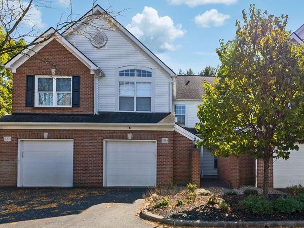 5769 Albany Green , Westerville, OH 43081