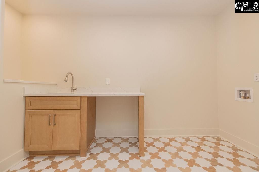 555 N Trenholm Road Photo 33