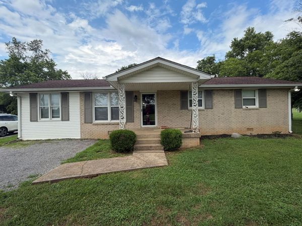 4700 Leanna Rd E, Murfreesboro, TN 37129