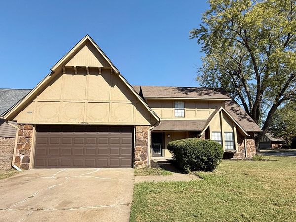 2204 W Memphis Place , Broken Arrow, OK 74012