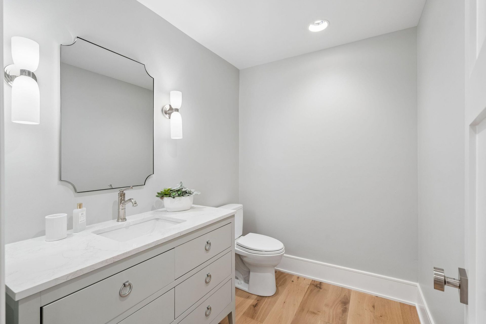 810 Creekside Drive Photo 30