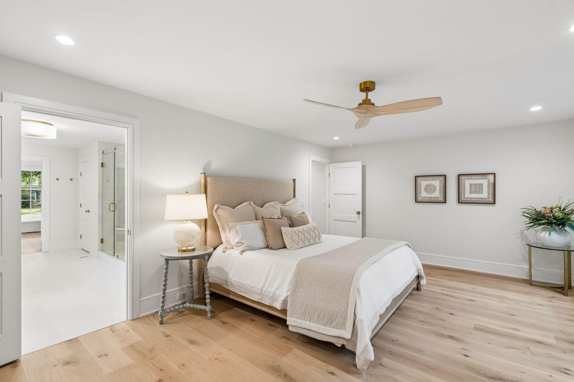 810 Creekside Drive Photo 33