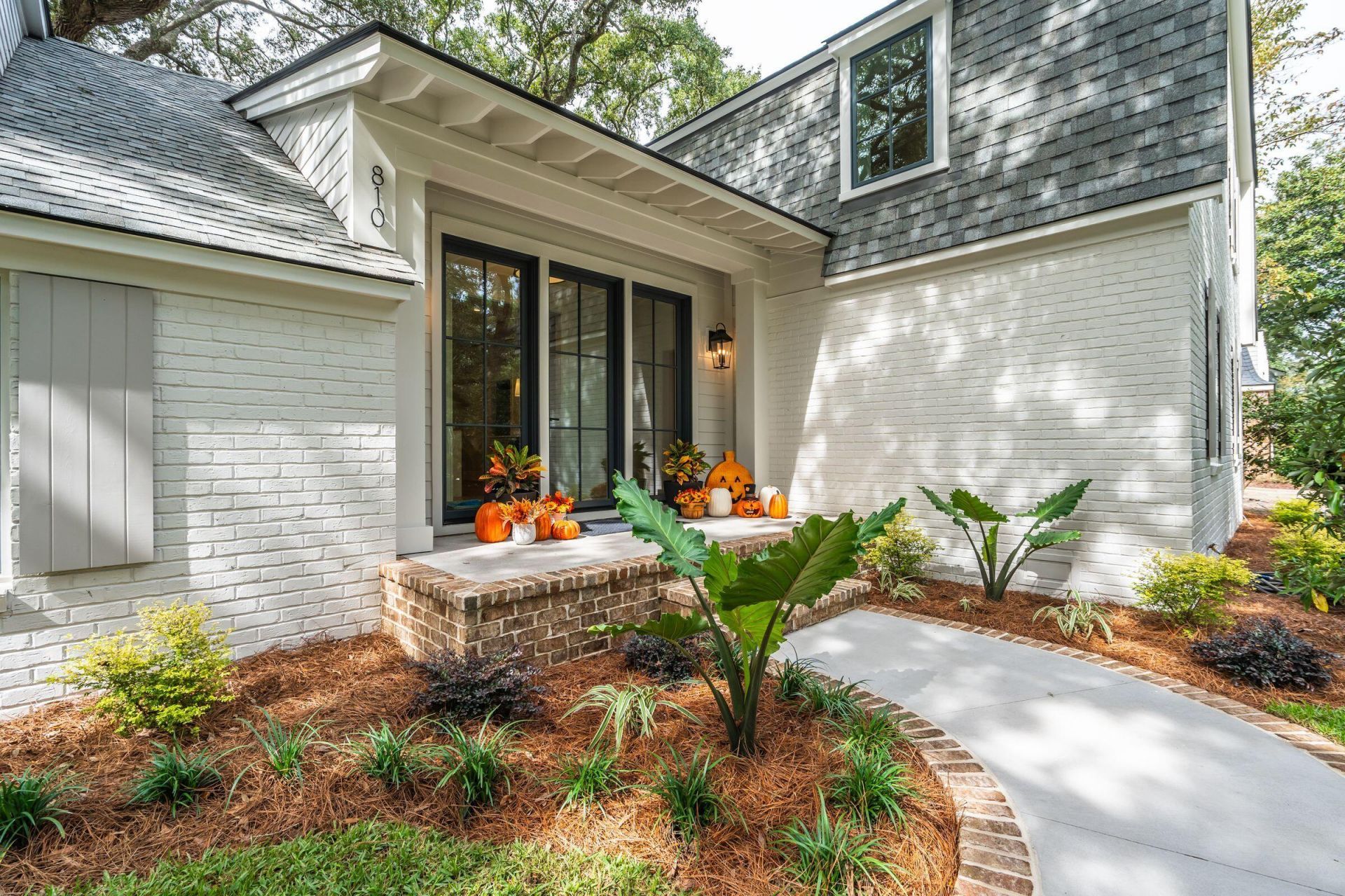 810 Creekside Drive Photo 6