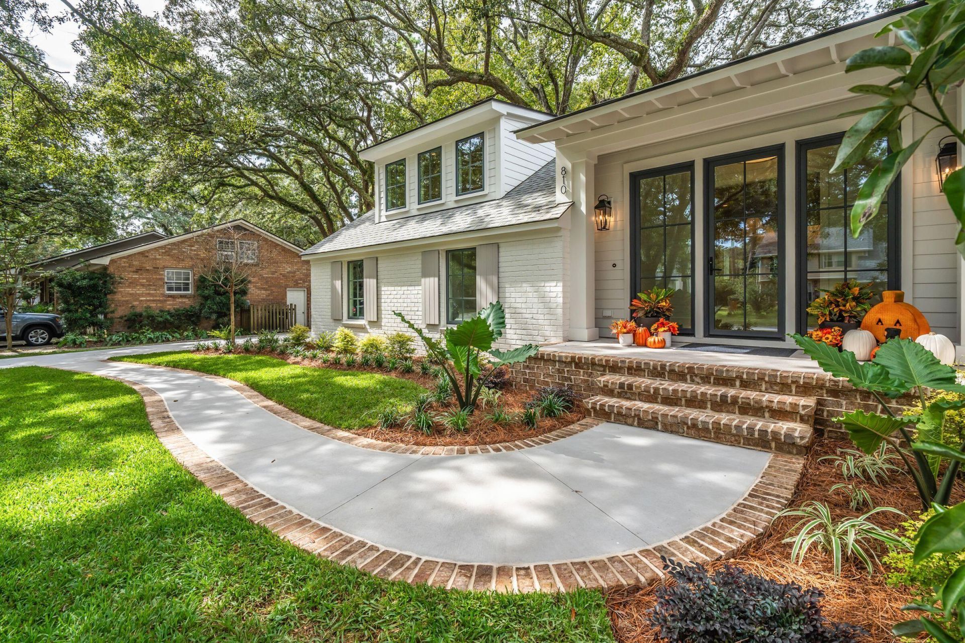 810 Creekside Drive Photo 7