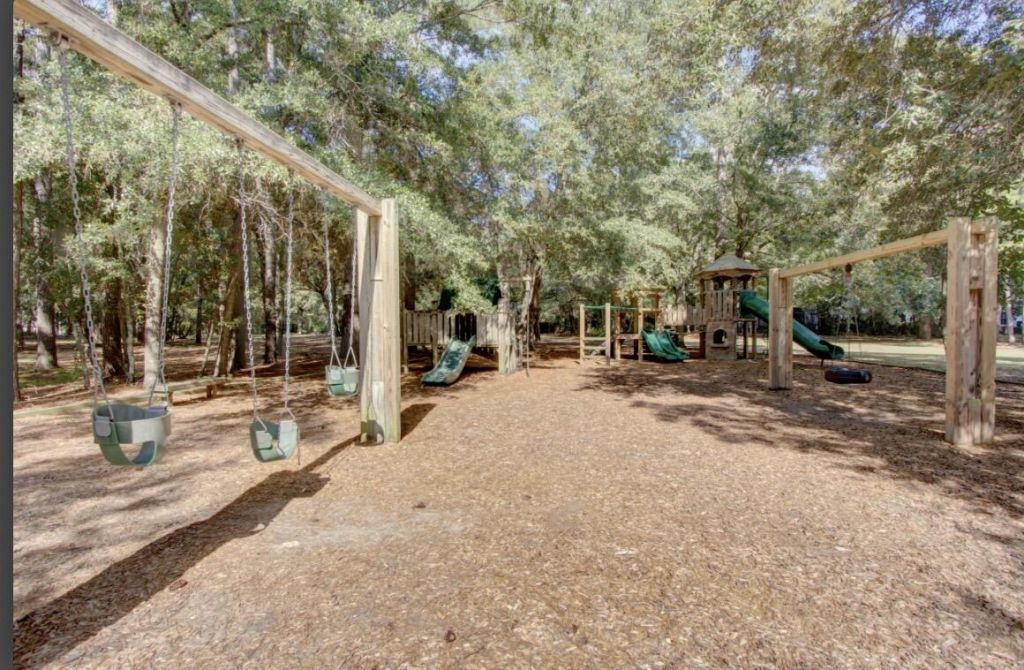 810 Creekside Drive Photo 93