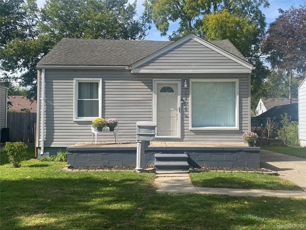 4196 Gloria Street, Wayne, Mi 48184