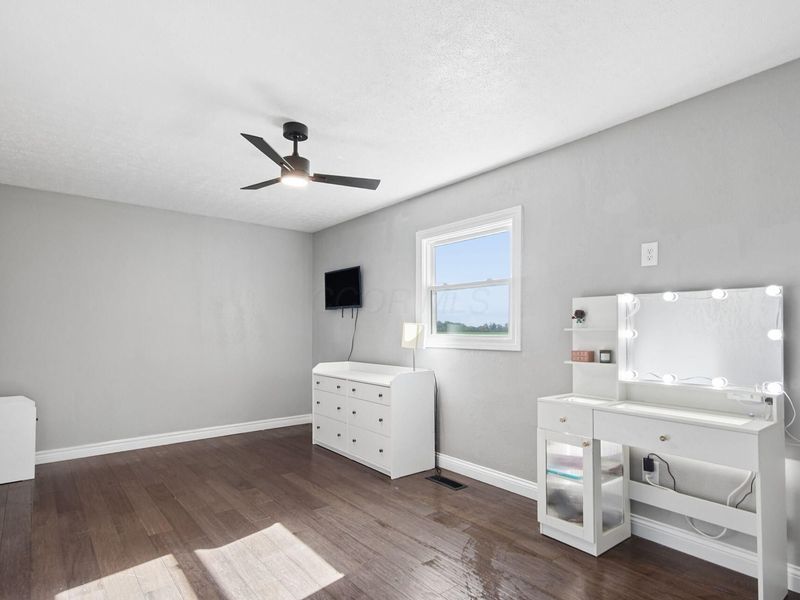 1144 Spring Valley Road, London, OH 43140 Photo 25