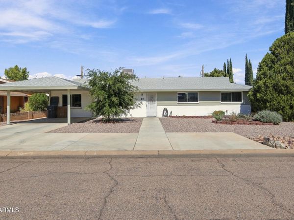 67 W KAYETAN Drive, Sierra Vista, AZ 85635