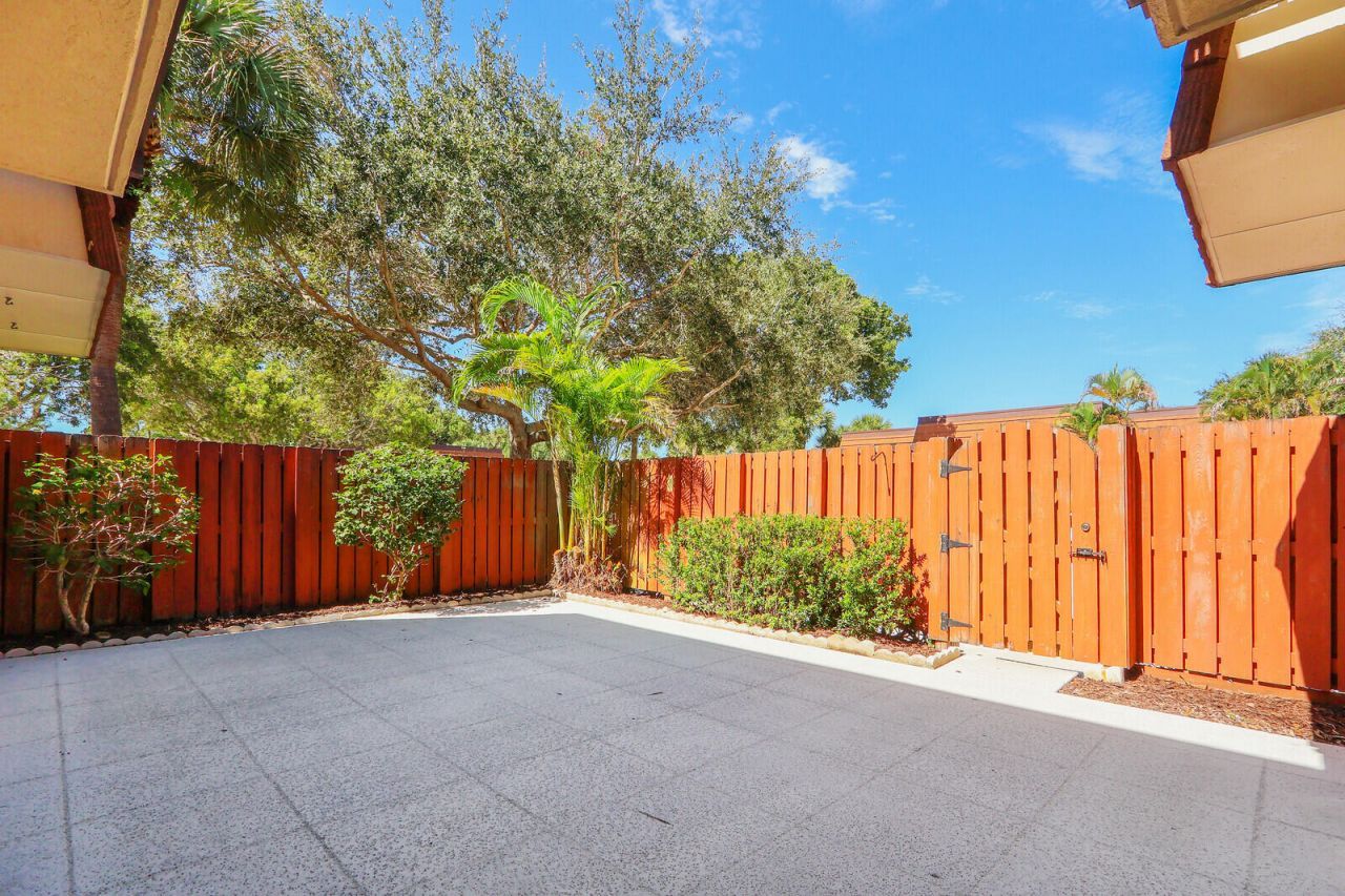 3054 30th Court, Jupiter, FL 33477 Photo
