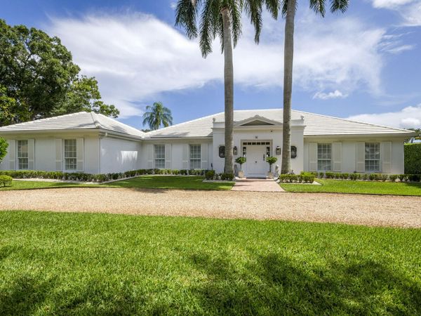 10182 SE Acorn Way, Jupiter, FL 33469