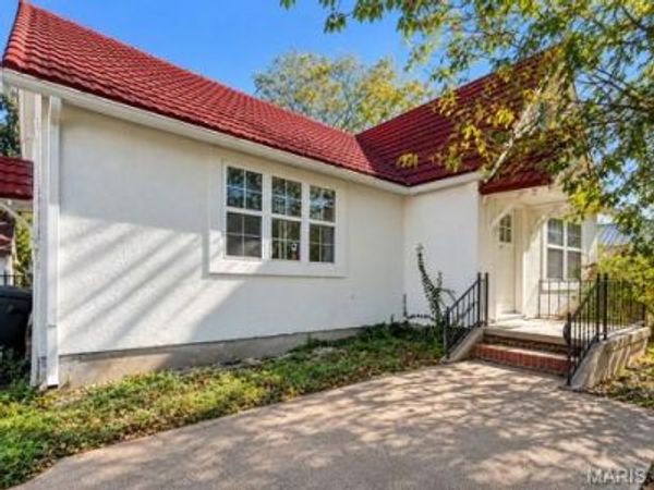 106 E Jefferson Avenue , Richland, MO 65556