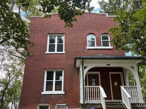 6512 Crest Avenue , St Louis, MO 63130