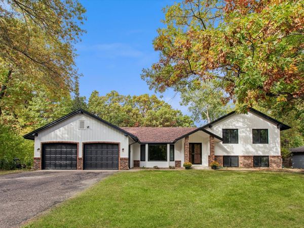 1335 Ches Mar Lane , Eagan, MN 55123