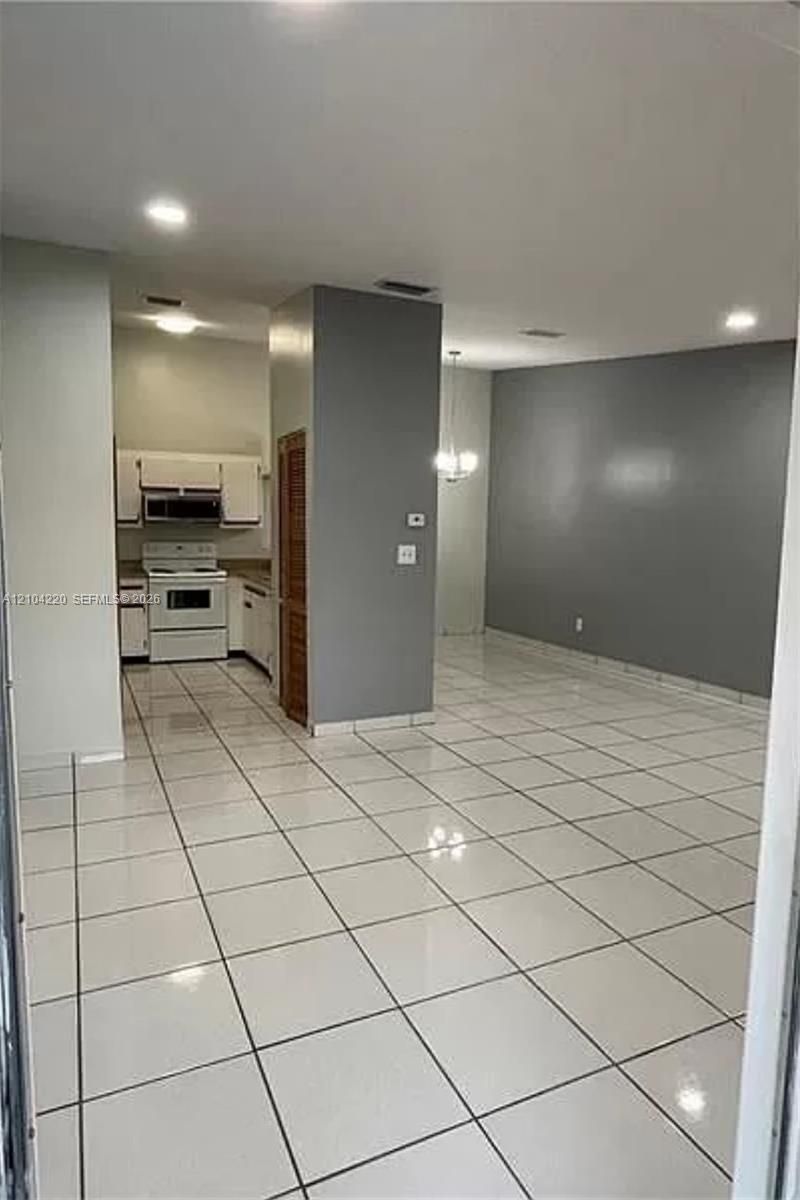 18246 Mediterranean Blvd , Unit 6-10, Hialeah, FL 33015 Photo