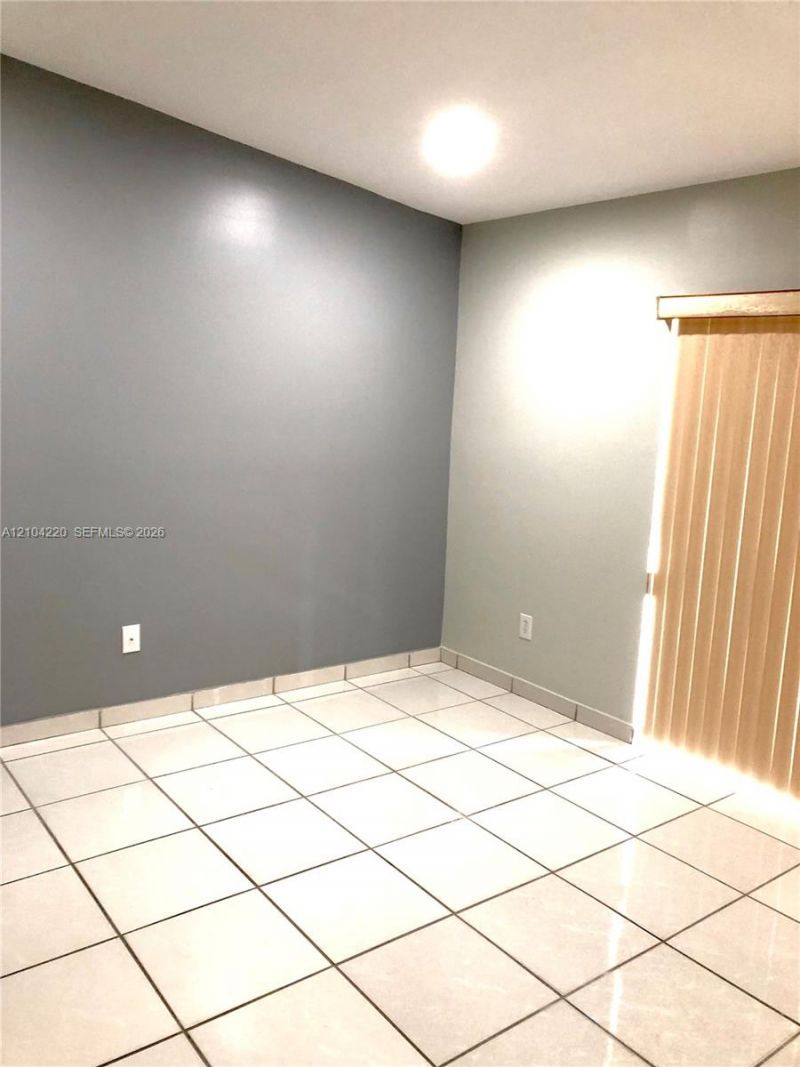 18246 Mediterranean Blvd , Unit 6-10, Hialeah, FL 33015 Photo
