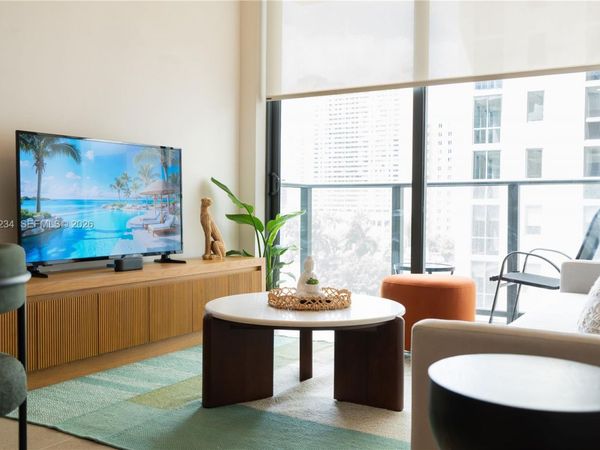11 NE 6th St , Unit 513, Miami, FL 33132