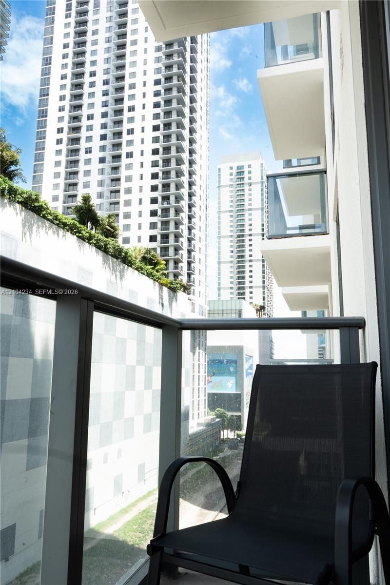 11 NE 6th St , Unit 513, Miami, FL 33132 Photo