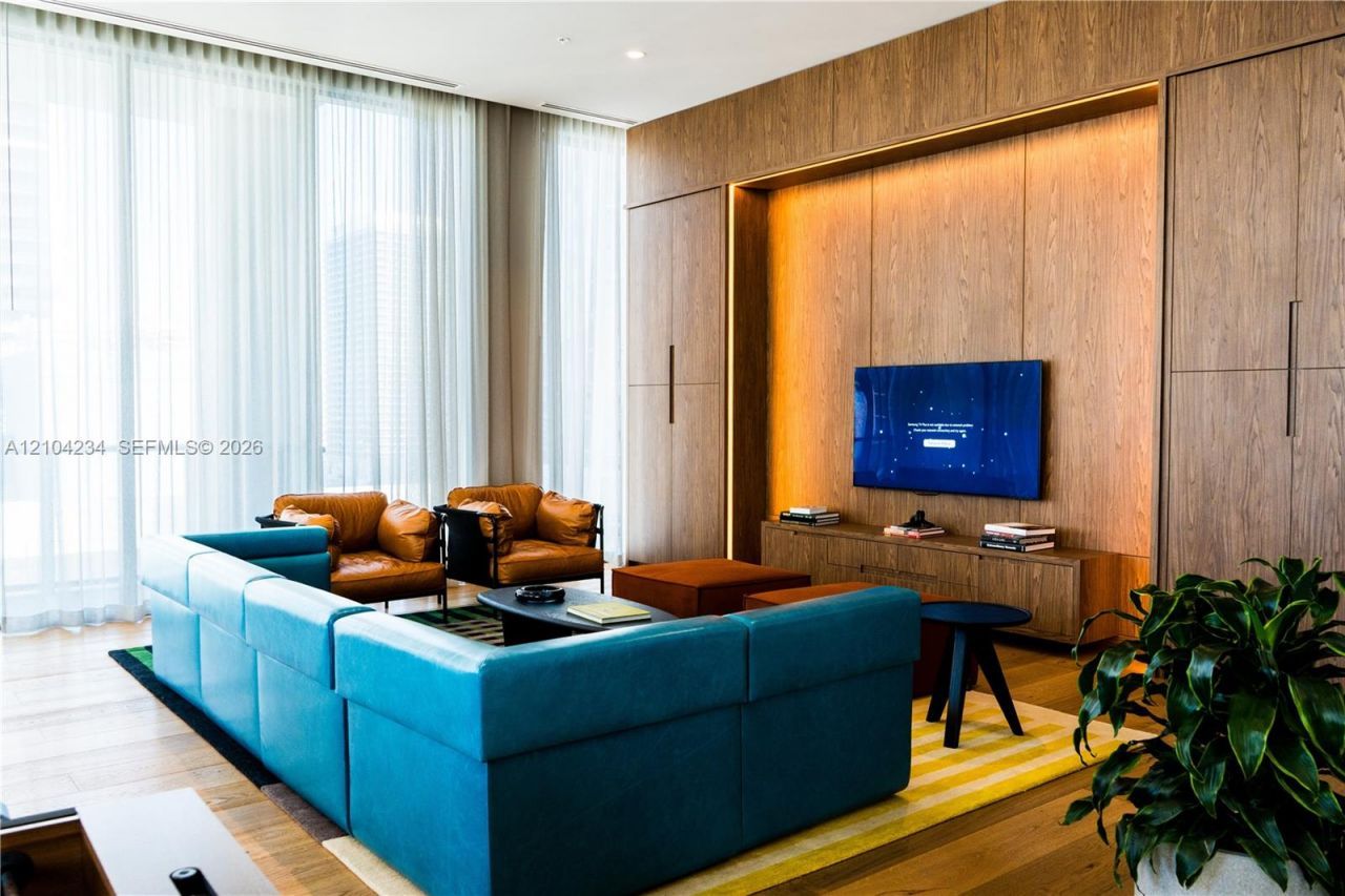 11 NE 6th St , Unit 513, Miami, FL 33132 Photo